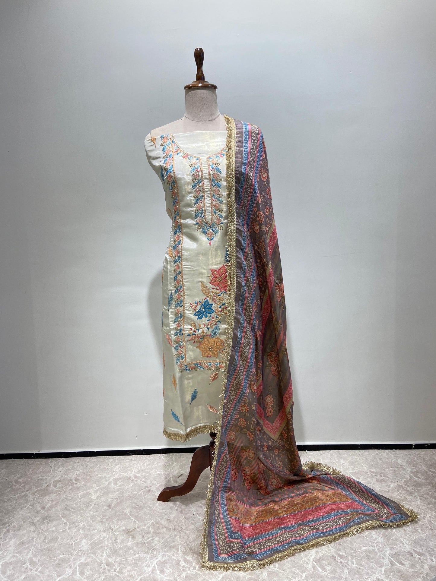 Silk embroidery kurta set with dupatta