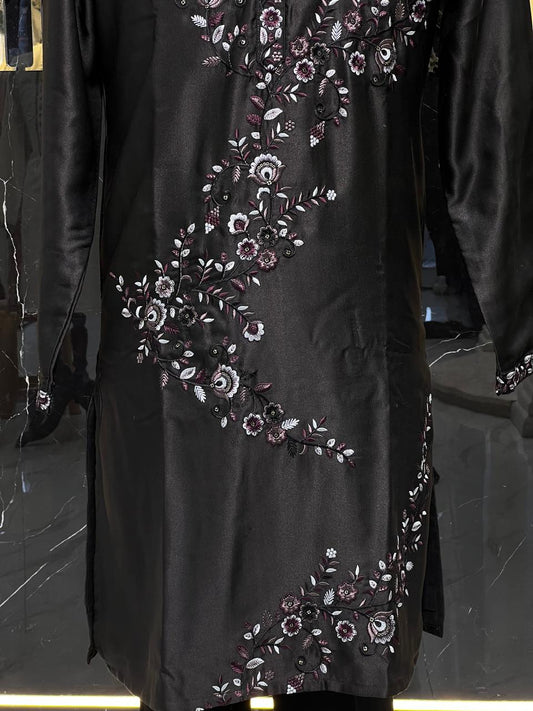 Black Embroidered Kurta ā Perfect for Festive & Wedding Occasions