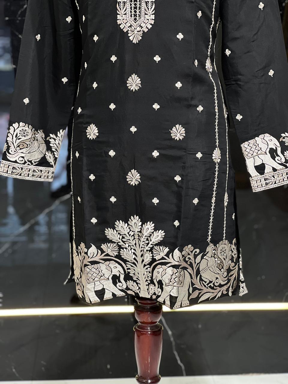 Black Embroidered Kurta – Perfect for Festive & Wedding Occasions