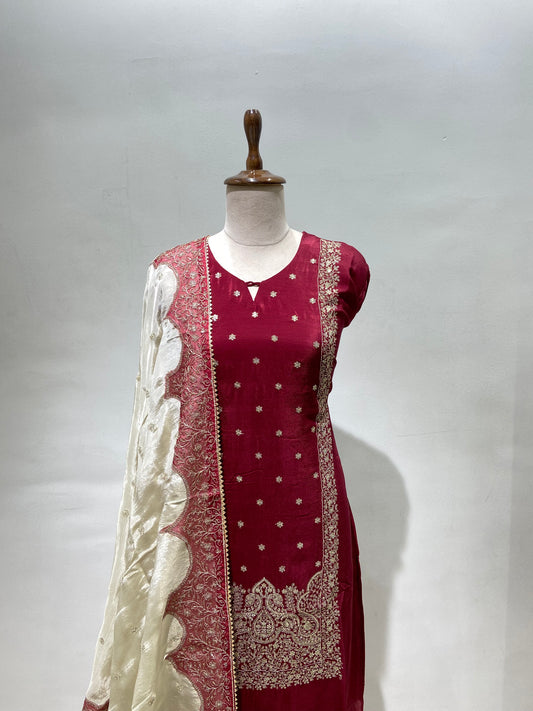 Semi stitch kurta and dupatta with heavy work