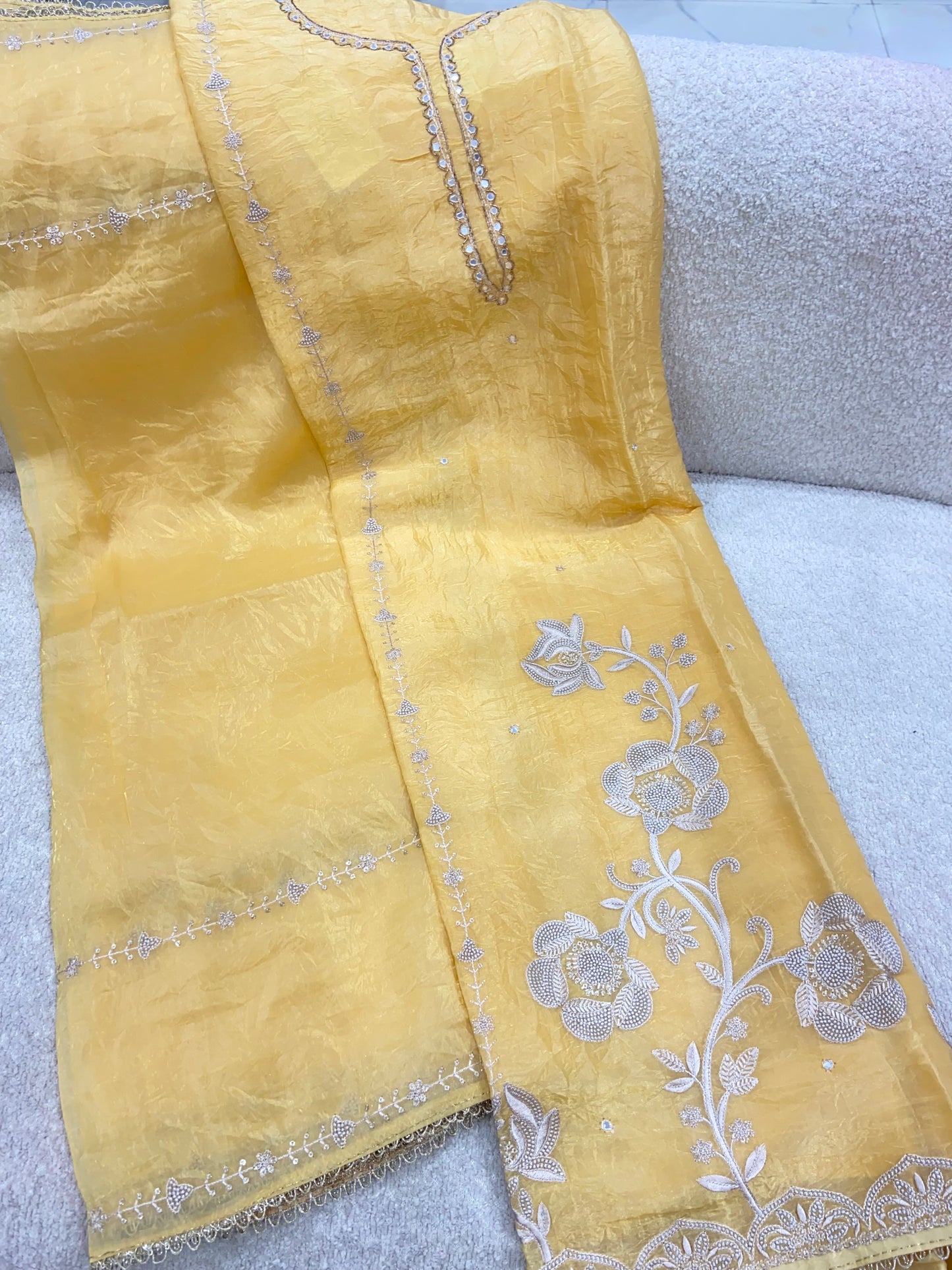 Pure organze yellow suit set