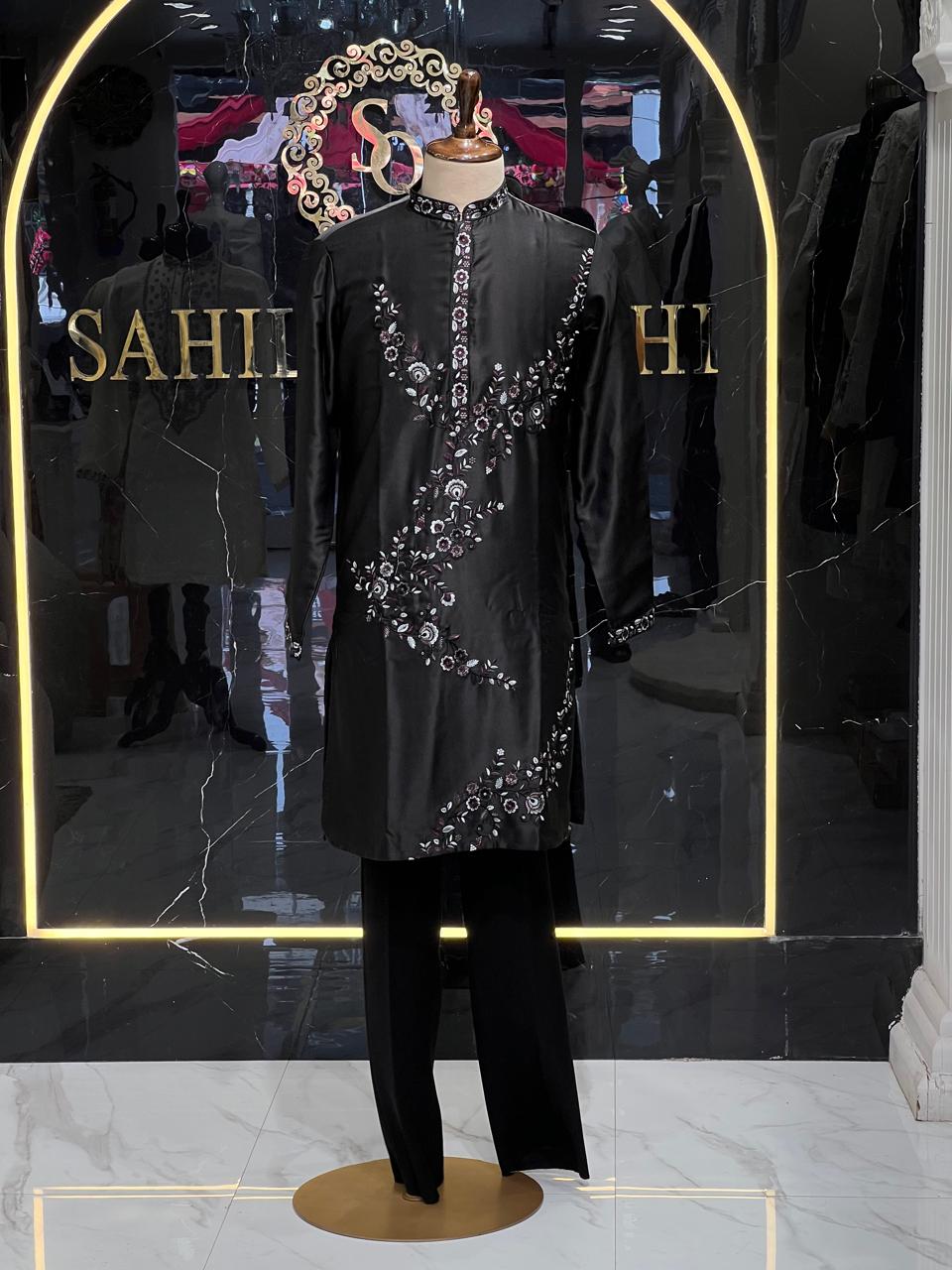 Black Embroidered Kurta – Perfect for Festive & Wedding Occasions